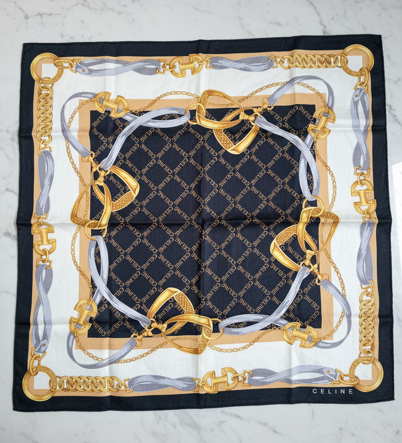 Foulard Bandana Céline Vintage – Motif Équestre Rubans & Mors de Cheval