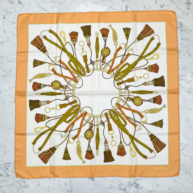 Foulard Céline Pompon Orange en Soie 88×88 cm