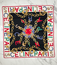 Foulard Bandana Céline Vintage – Motif Chaînes & Anneaux Géométriques Multicolore – Rouge, Bleu, Vert & Noir