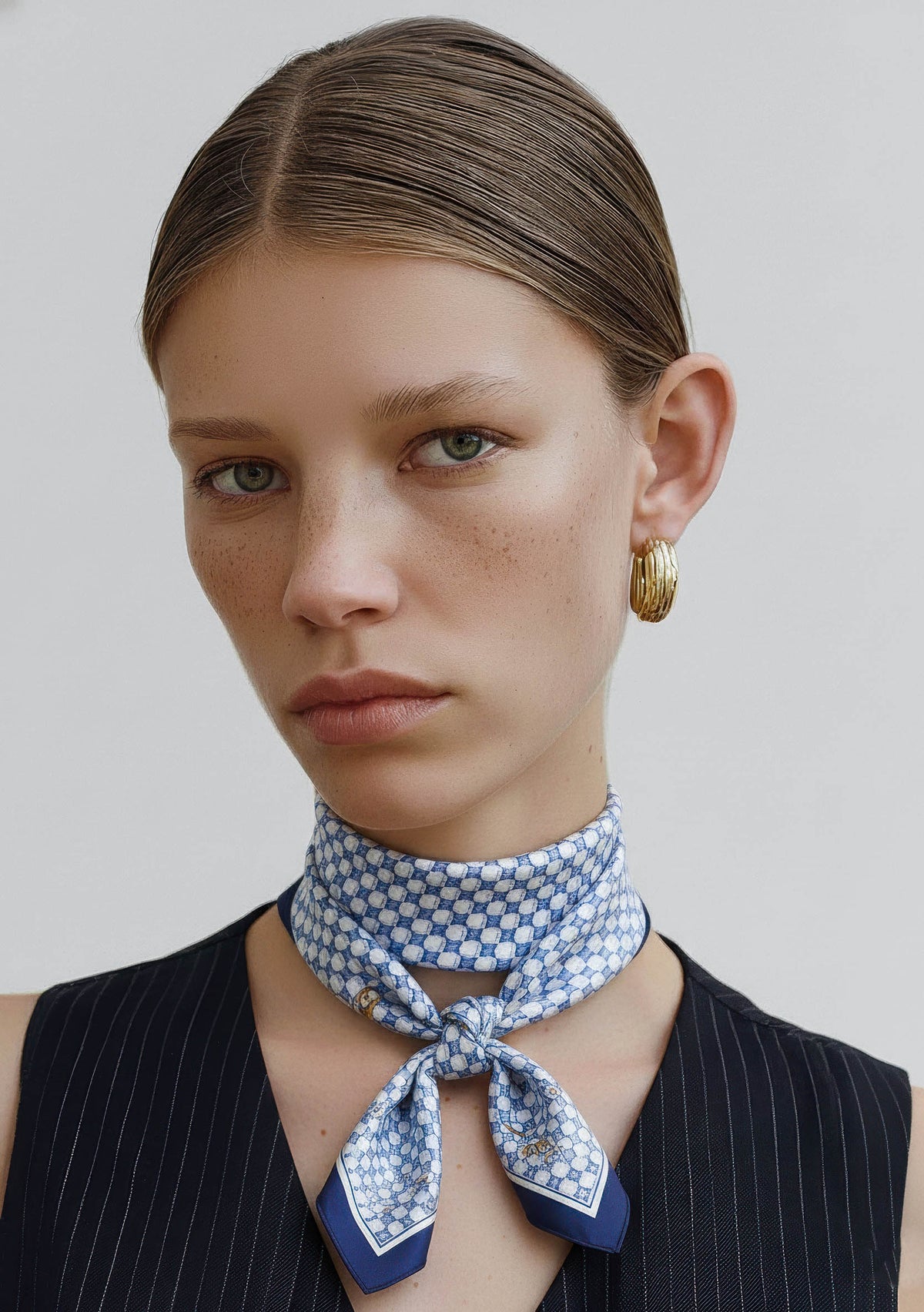 Foulard Bandana Céline Monogramme Triomphe Bleu Marine