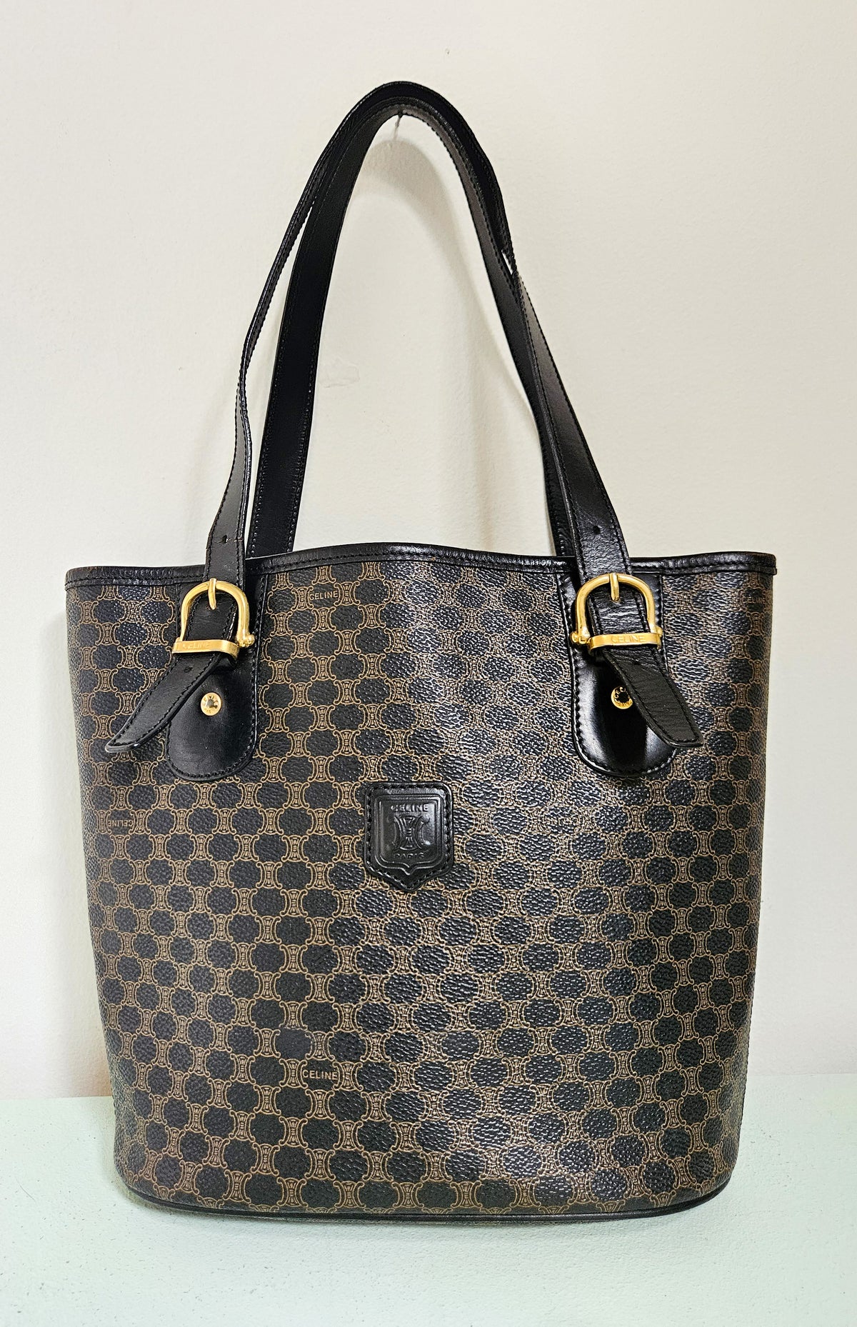 Sac tote Celine en toile enduite macadam noir et détails en cuir noir