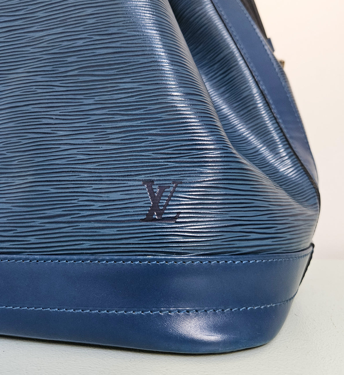 Vintage Louis Vuitton Noé Bag - Dark Blue Epi Leather