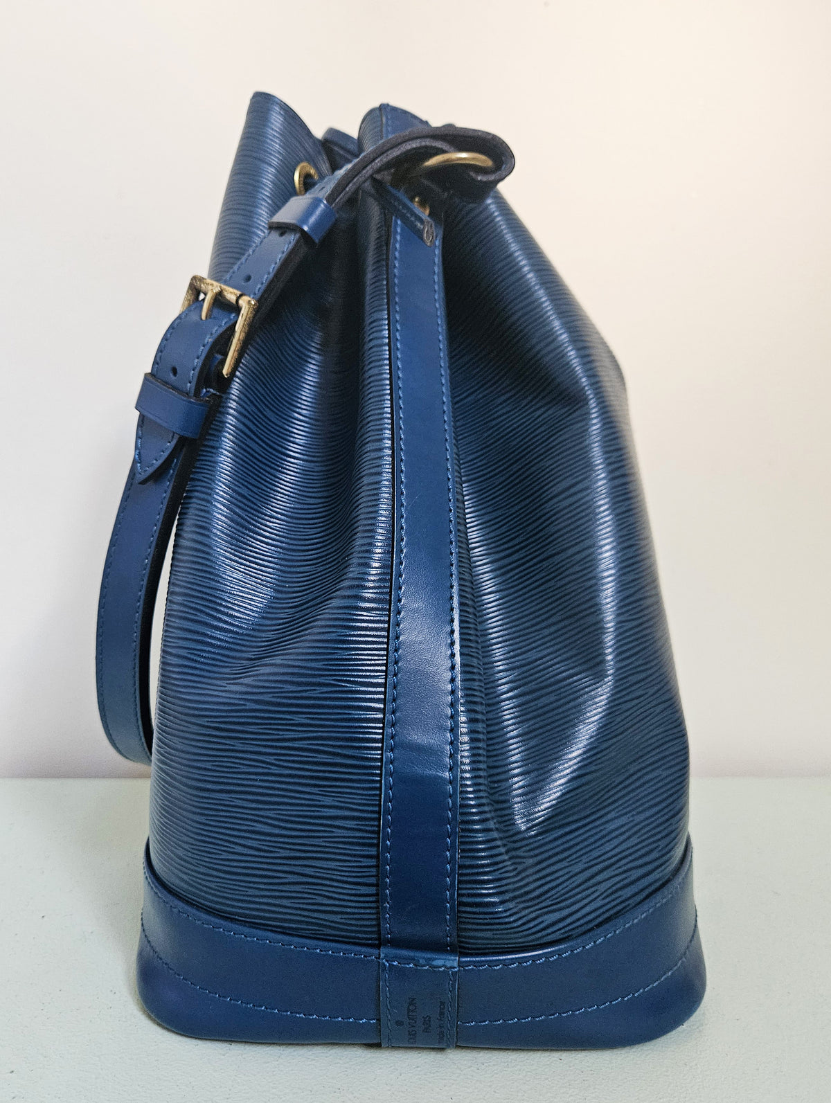 Vintage Louis Vuitton Noé Bag - Dark Blue Epi Leather