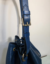 Vintage Louis Vuitton Noé Bag - Dark Blue Epi Leather