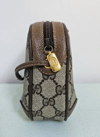 Gucci  Crossbody GG Supreme vintage bag