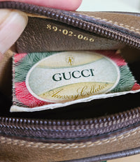 Gucci  Crossbody GG Supreme vintage bag