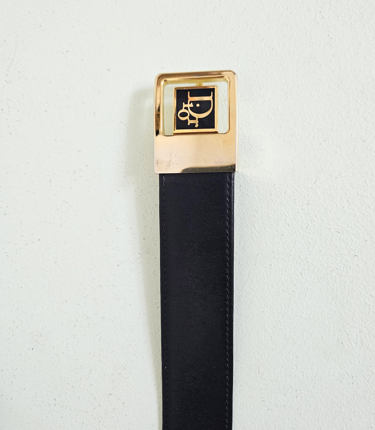 Dior Leather Belt with Gold Logo Buckle  T.36