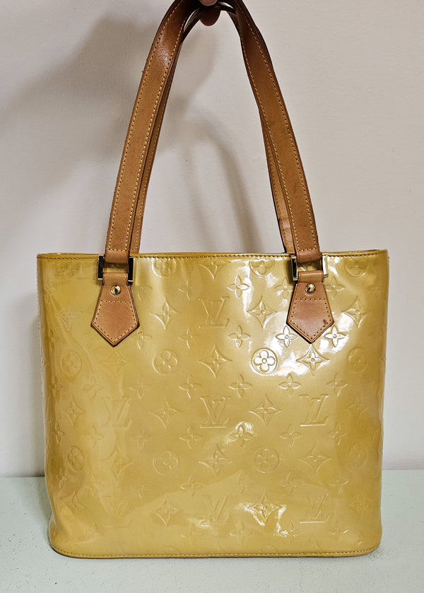 Sac Louis Vuitton Houston en cuir verni jaune