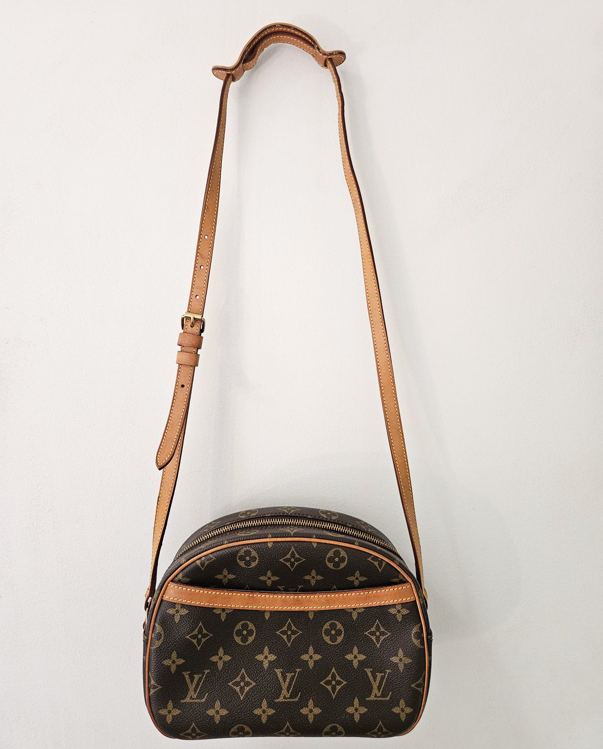 Louis Vuitton Vintage Blower Bag in Monogram Canvas