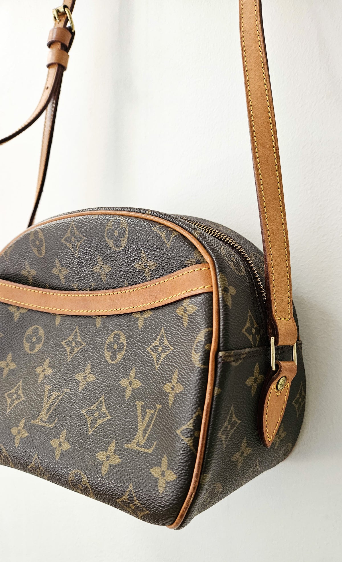 Louis Vuitton Vintage Blower Bag in Monogram Canvas