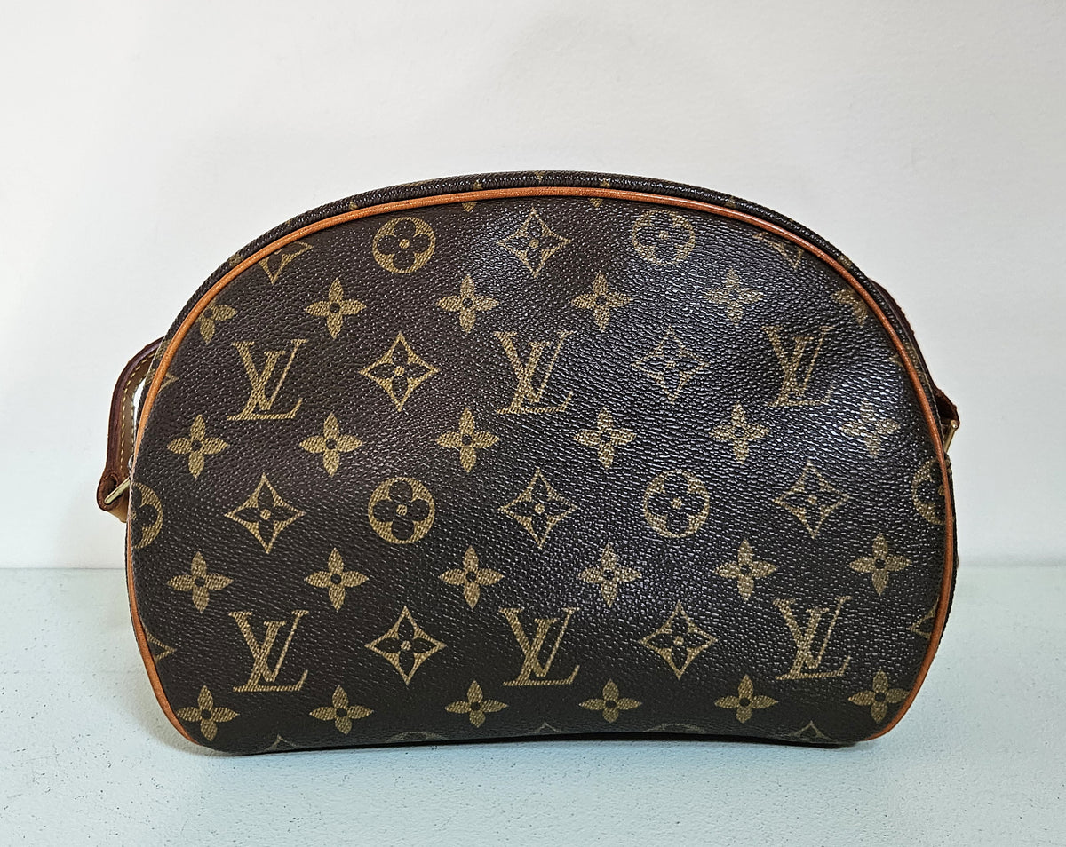 Louis Vuitton Vintage Blower Bag in Monogram Canvas