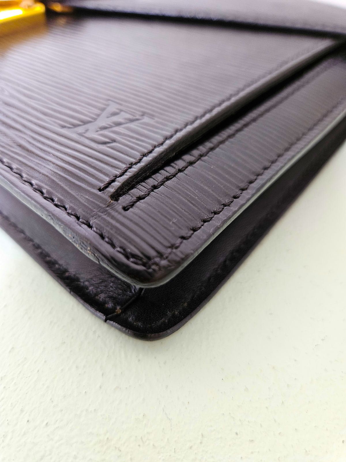 Vintage Louis Vuitton Black Epi Leather Pochette