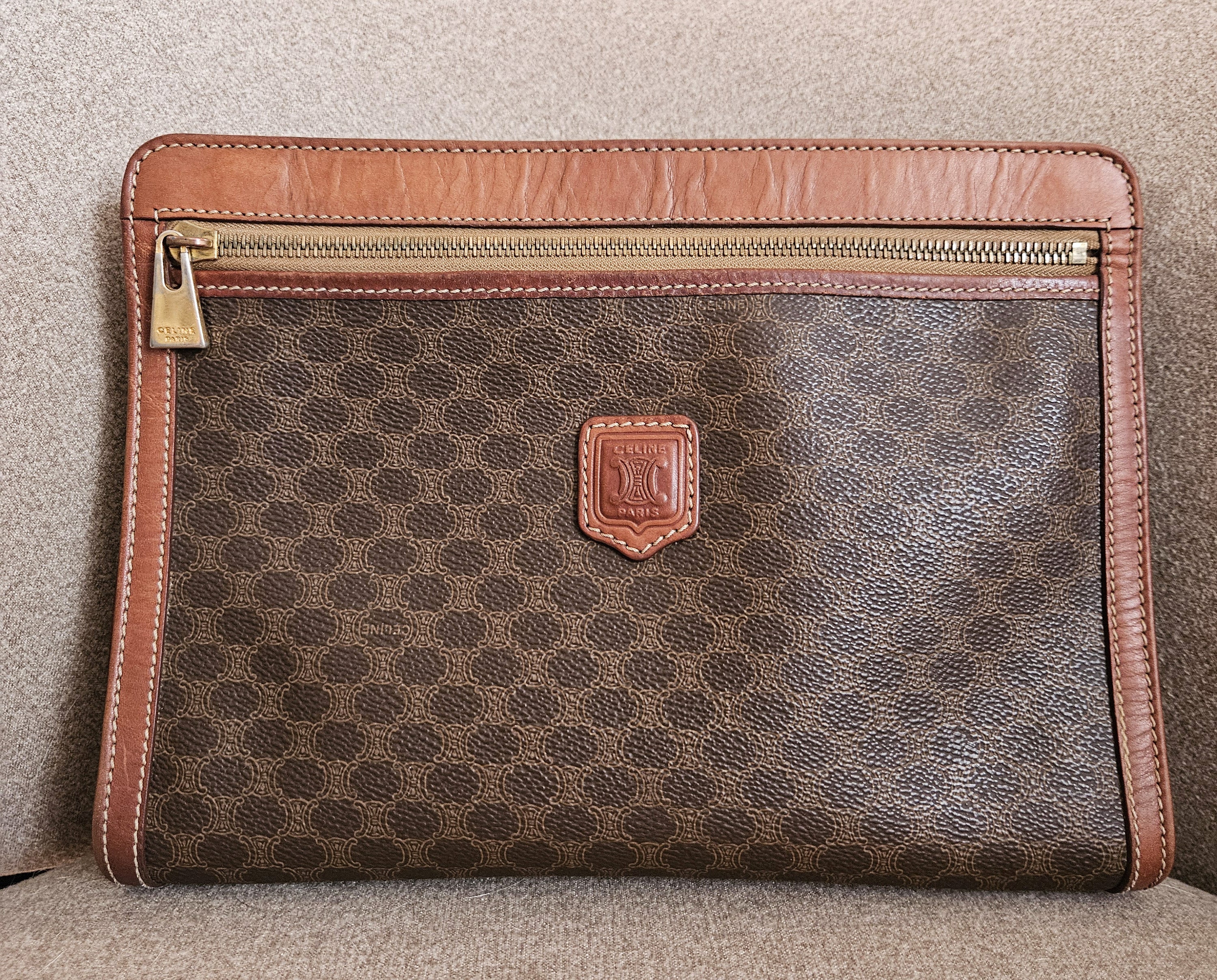 CELINE ♡ Vintage ♡ Valetta CELINE Pochette Bag Crossbody Triomphe Vintage 2WAY Clutch