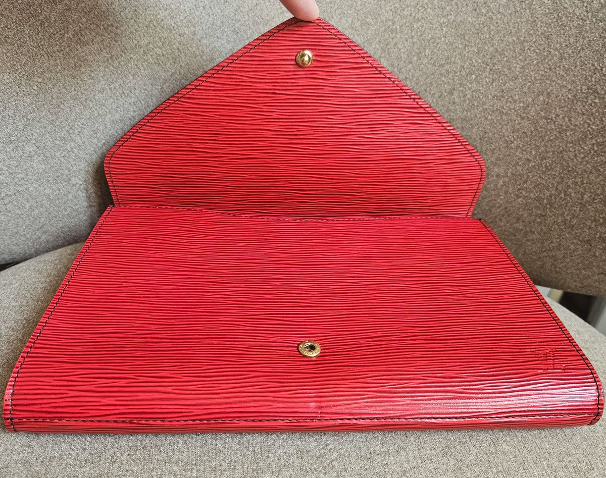 Louis Vuitton Vintage Art Deco Epi Leather Clutch