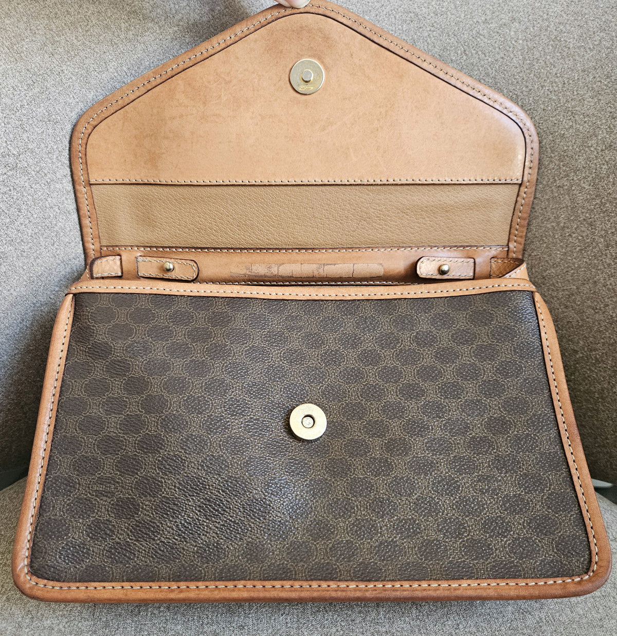 Vintage CELINE Envelope Crossbody Bag – - Main Image