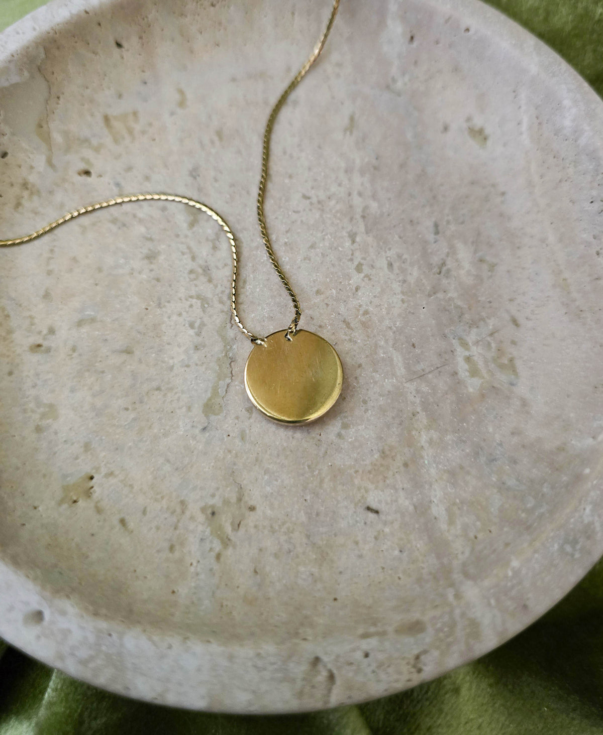 Collier Dior Vintage Plaqué Or Pendentif Rond