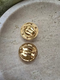 Vintage Chanel CC Cage Clip-On Earrings – Iconic 1980s