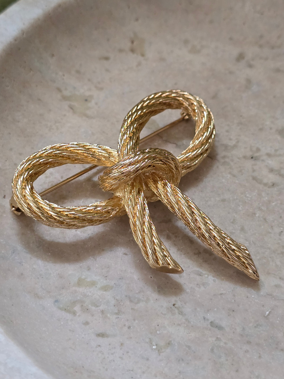 Christian Dior Vintage Gold-Plated Bow Brooch