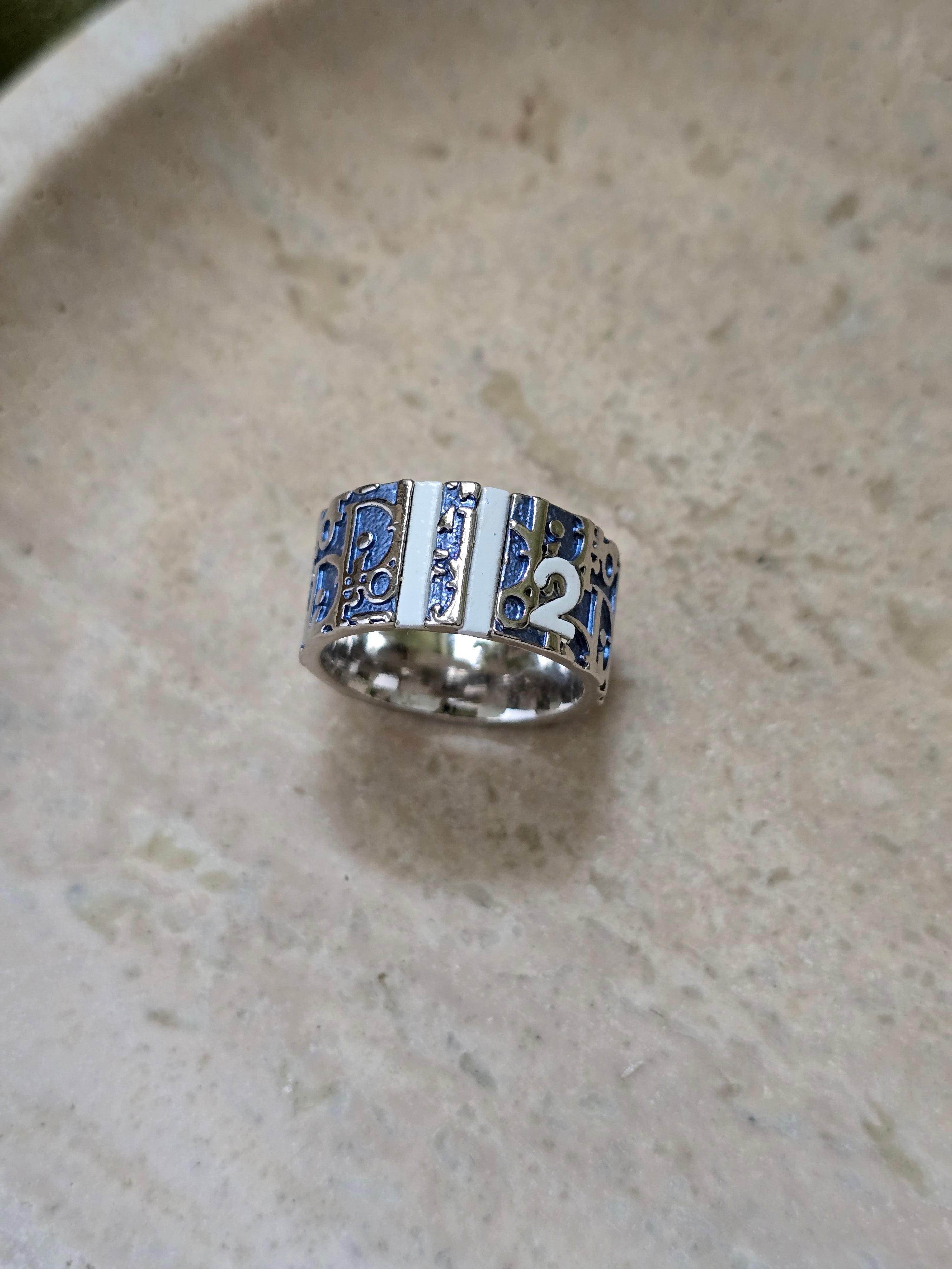 Dior Oblique Ring – Rarr.vintage
