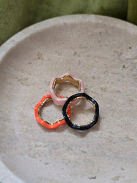Fendi Wave Acetate Ring – Multicolor Designer Statement Jewelry (Size M)