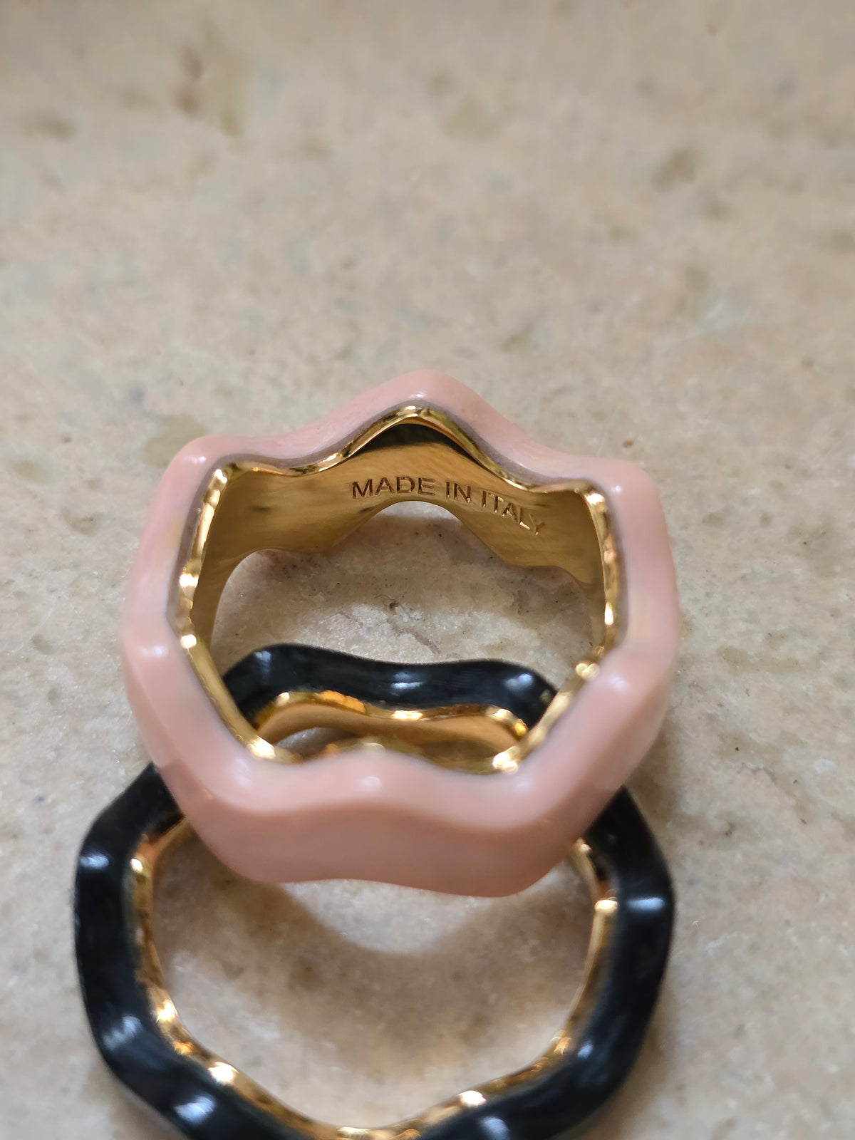 Fendi Wave Acetate Ring – Multicolor Designer Statement Jewelry (Size M)