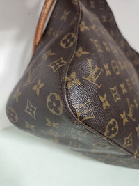 Louis Vuitton Looping GM Monogram Canvas Shoulder Bag