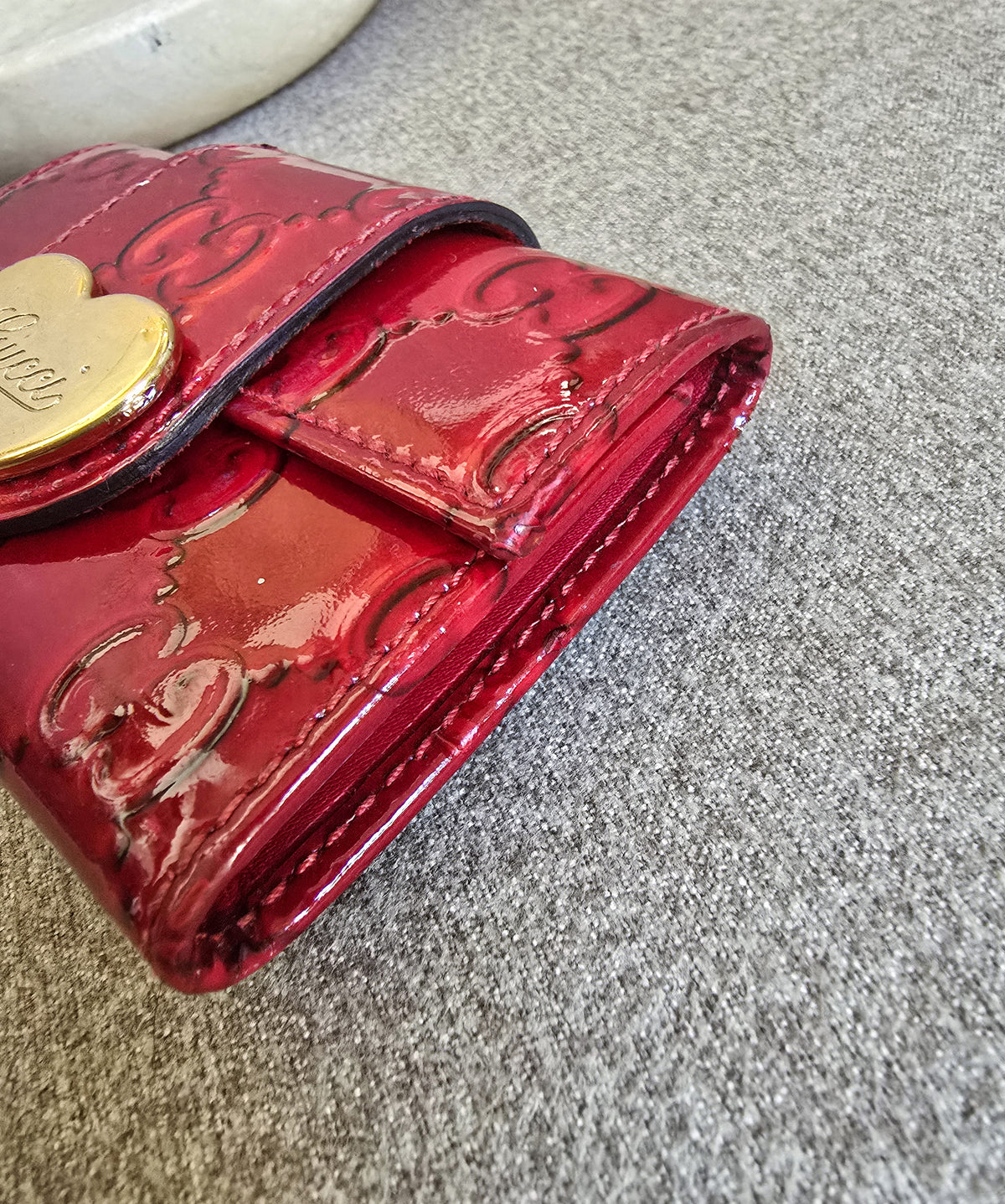 Gucci Red Patent Leather Heart Key Holder Wallet