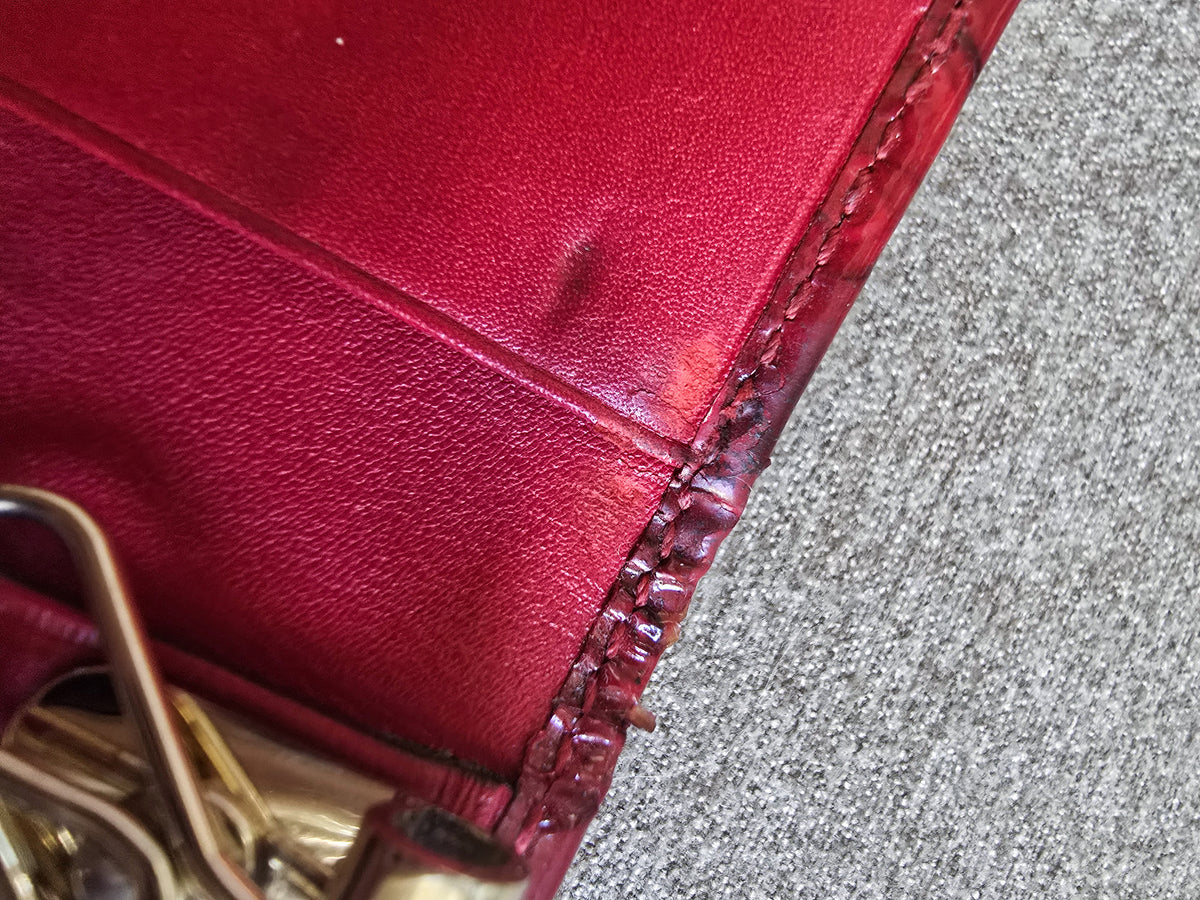 Gucci Red Patent Leather Heart Key Holder Wallet