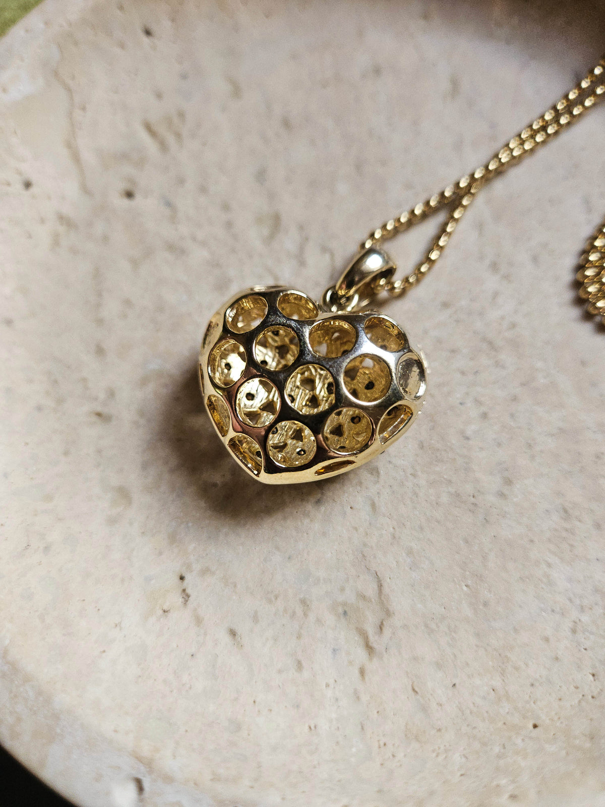 Collier Sautoir Dior Chaine à Bille Cœur Plaqué Or et Strass Rubis