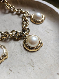 Collier Givenchy Vintage Chaîne à Gros Maillons et Perle Irisée