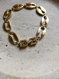 Bracelet Givenchy Vintage Grain de Café XL en Plaqué Or et Émail Rouge
