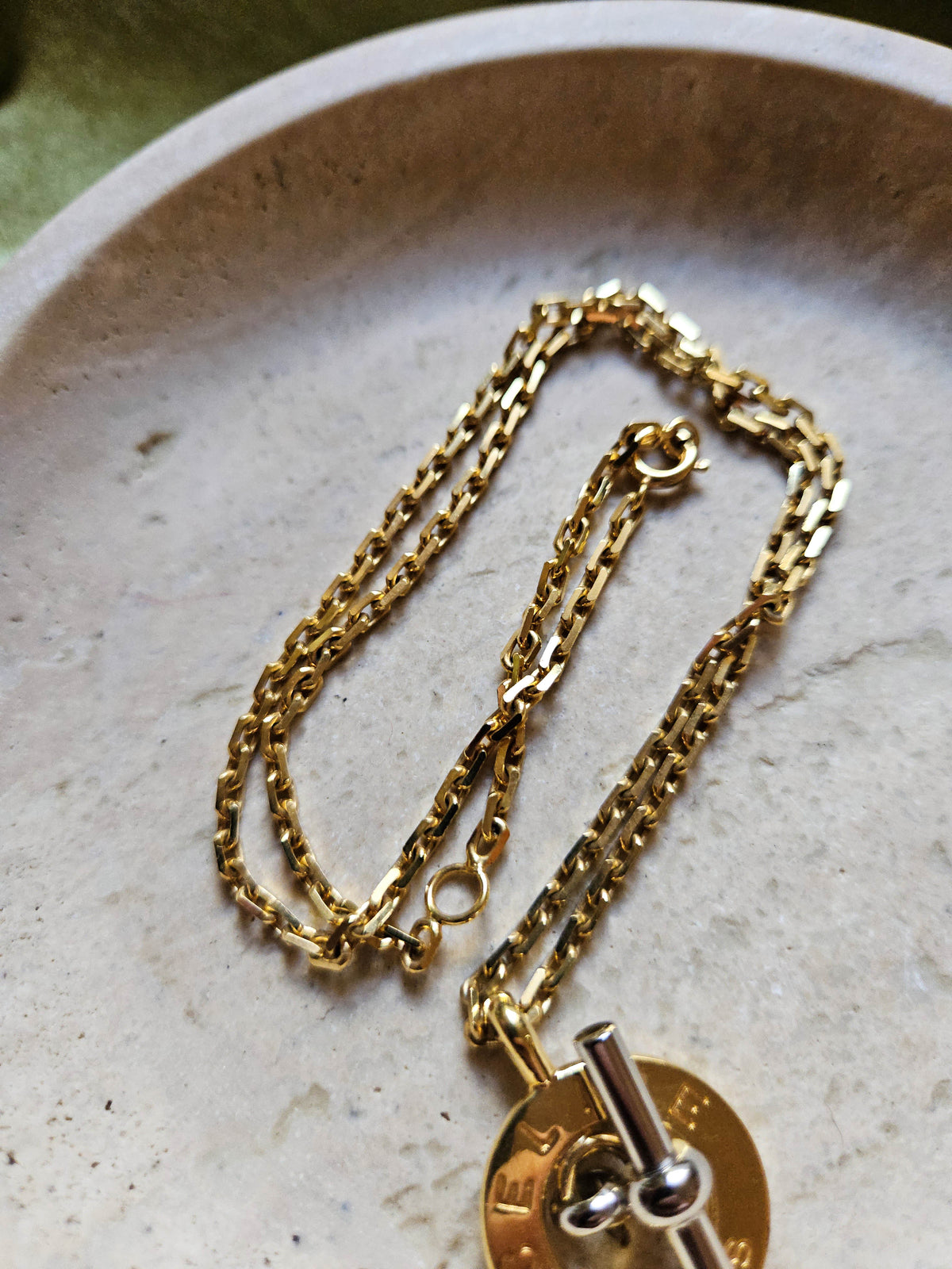 Collier Vintage Celine Fermoir T doré et Argenté