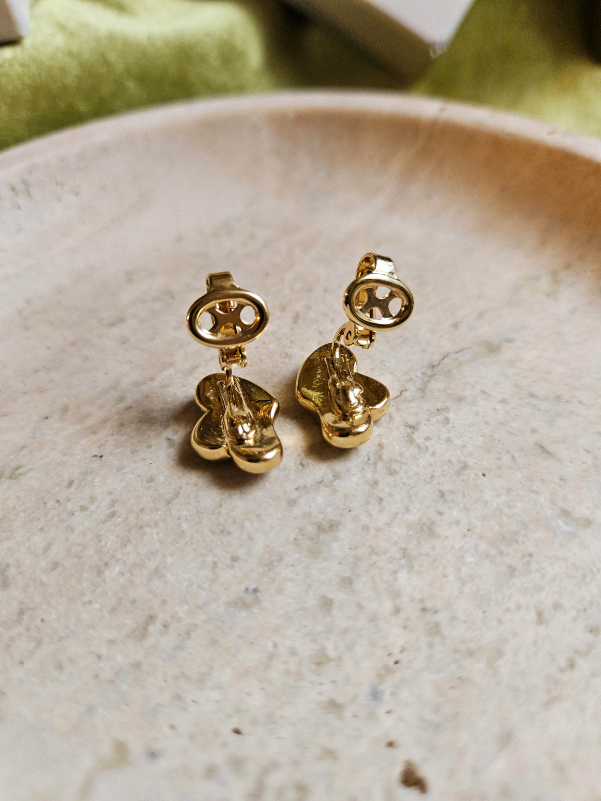 Mini Boucles d’Oreilles Nina Ricci Vintage à Clip Goutte Plaqué Or et Strass Cristal