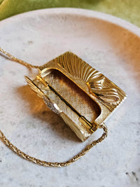 Collier Nina Ricci pendentif enveloppe & crystal transparent