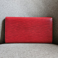 Grand Portefeuille Louis Vuitton Cuir Épi Rouge