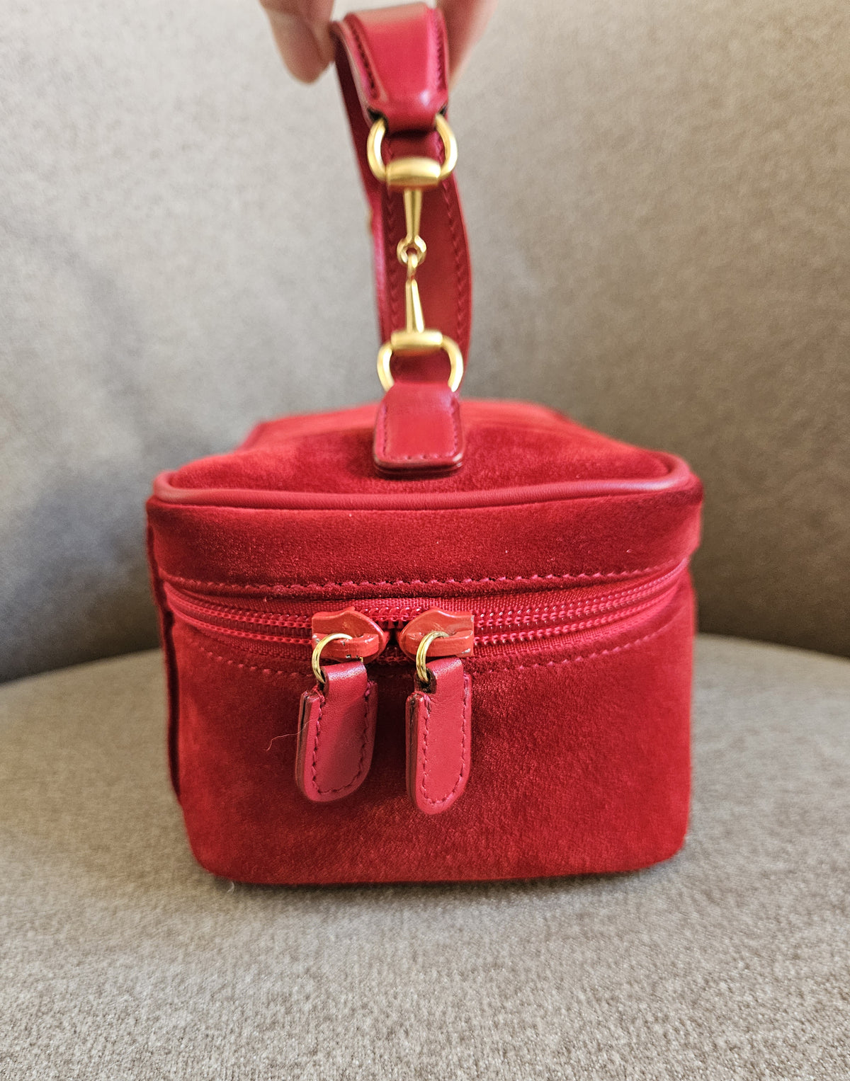 Vanity Gucci Vintage en Daim Rouge