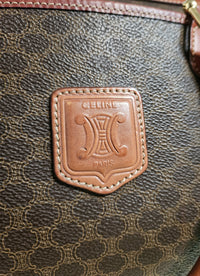 Sac Céline Boston en Toile Enduite Macadam Marron et Cuir Caramel