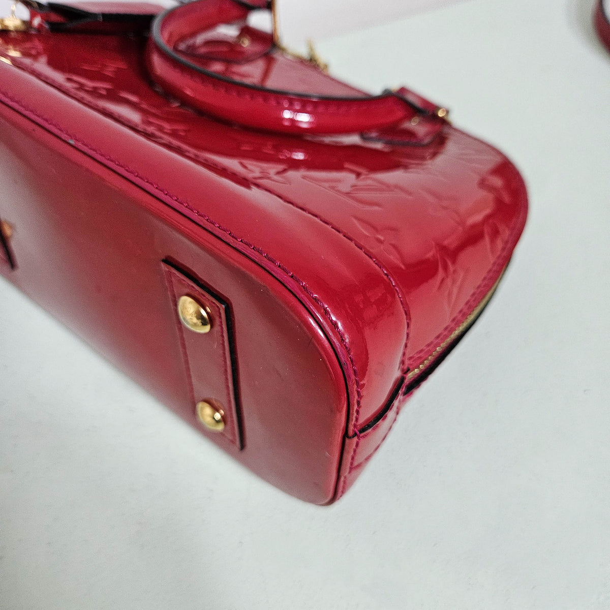 Sac Louis Vuitton Alma BB M91606 en Cuir Vernis Rouge