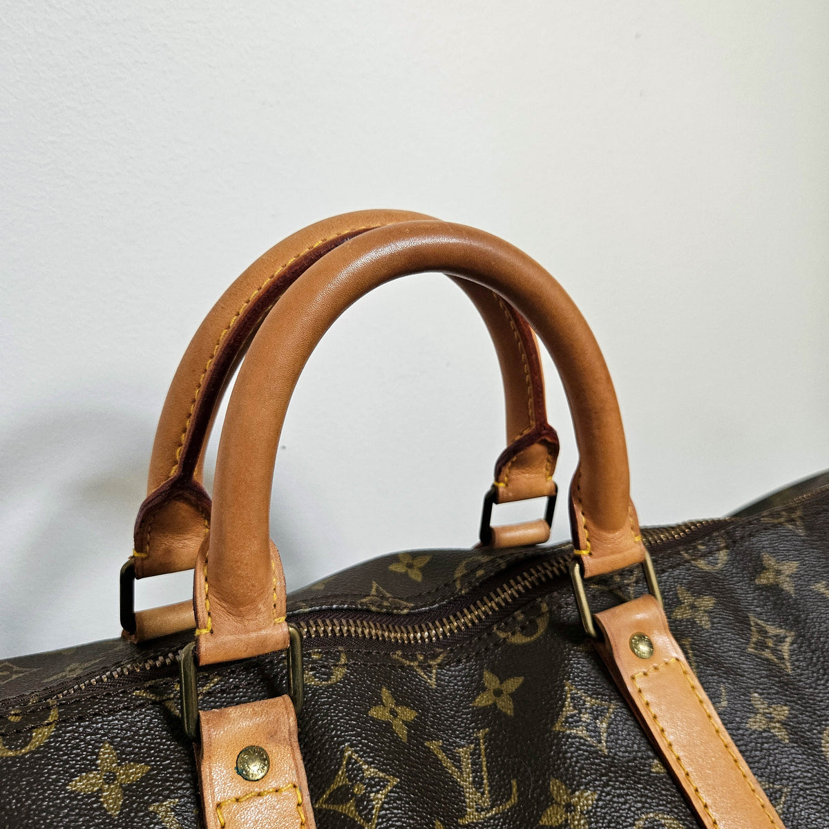 Sac Louis Vuitton Keepall 55 en Toile Monogram – Bon État, Sans Accessoires