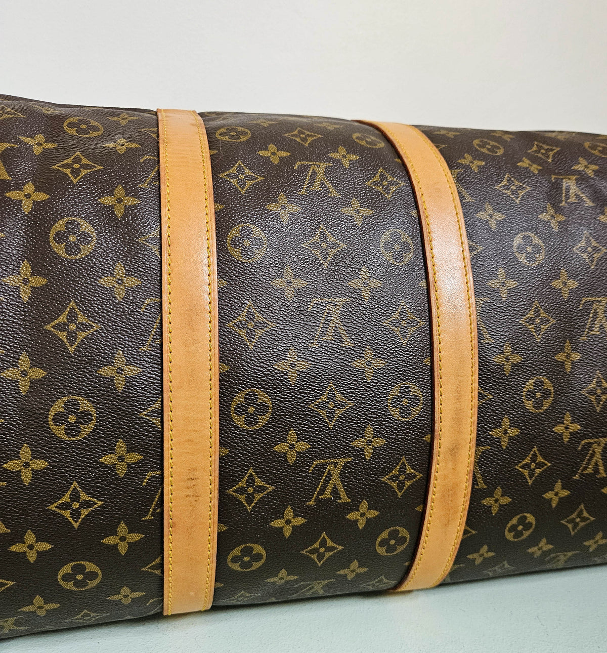 Sac Louis Vuitton Keepall 55 en Toile Monogram – Bon État, Sans Accessoires