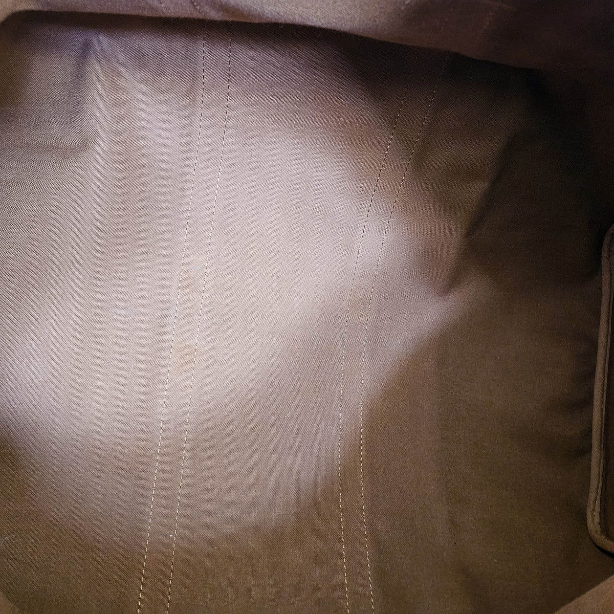 Sac Louis Vuitton Keepall 55 en Toile Monogram – Bon État, Sans Accessoires