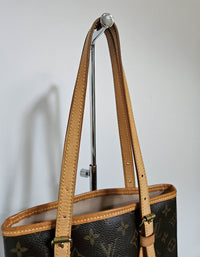 Sac Louis Vuitton Bucket en Toile Monogram et Cuir Vachette Beige