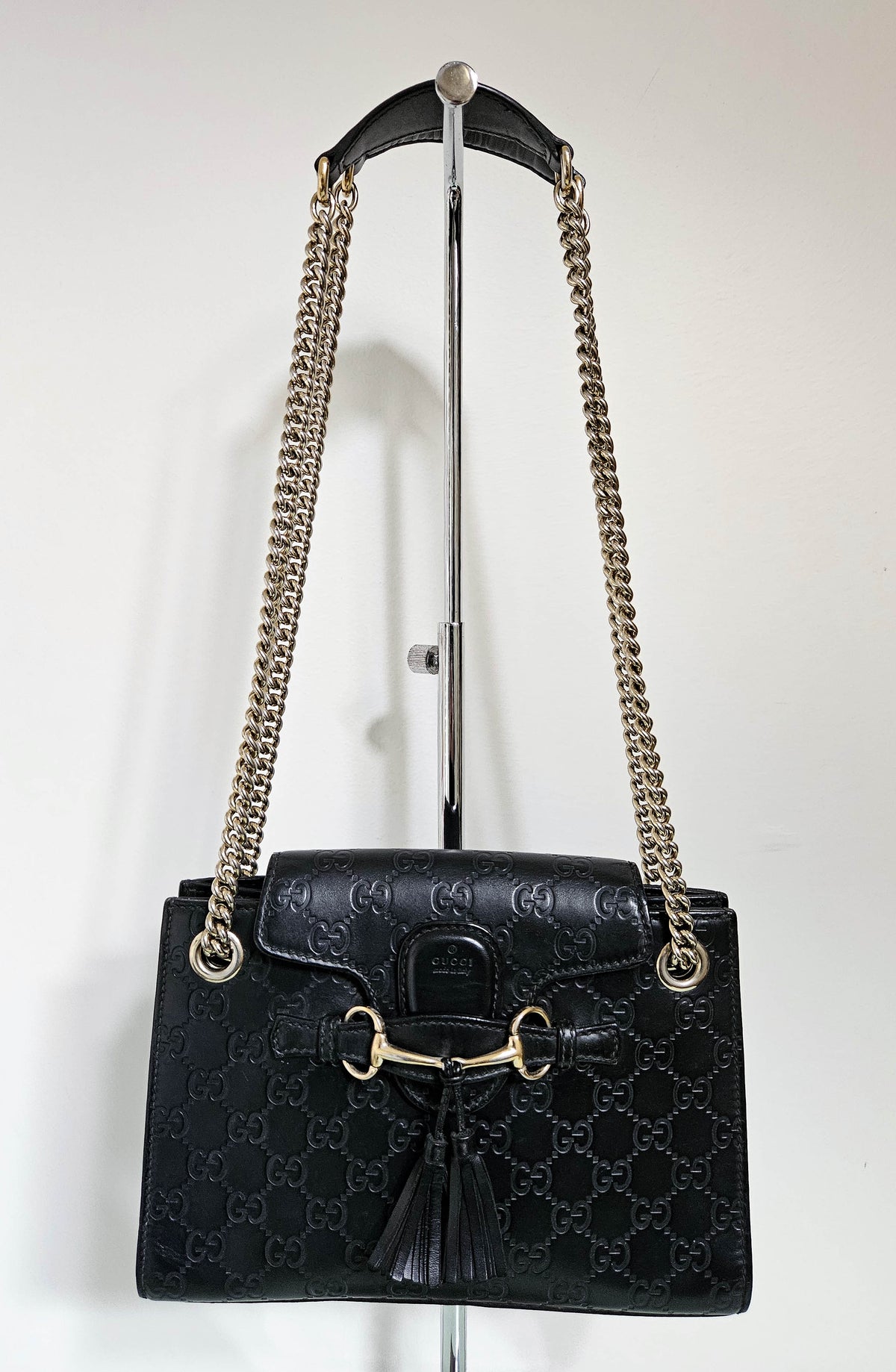 Sac Gucci Emily Guccissima en cuir noir embossé