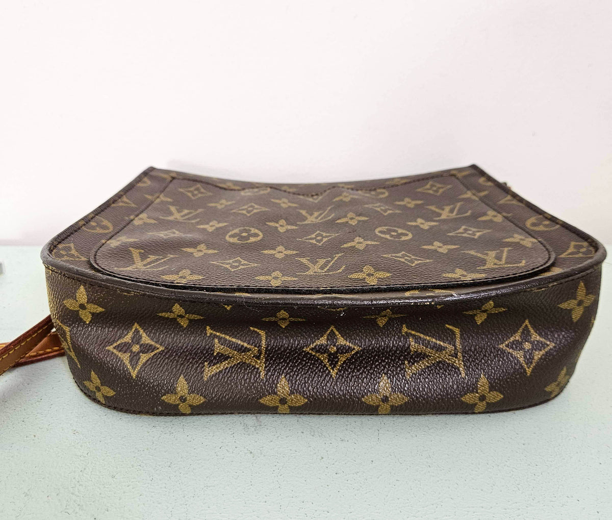 Sac Louis Vuitton Saint Cloud Moyen Modèle en Toile Monogram et Cuir Patiné