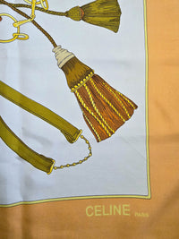 Foulard Céline Pompon Orange en Soie 88×88 cm