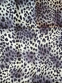 Foulard Yves Saint Laurent en Soie à Motif Léopard