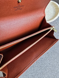 Grand Portefeuille Louis Vuitton Cuir Épi Marron