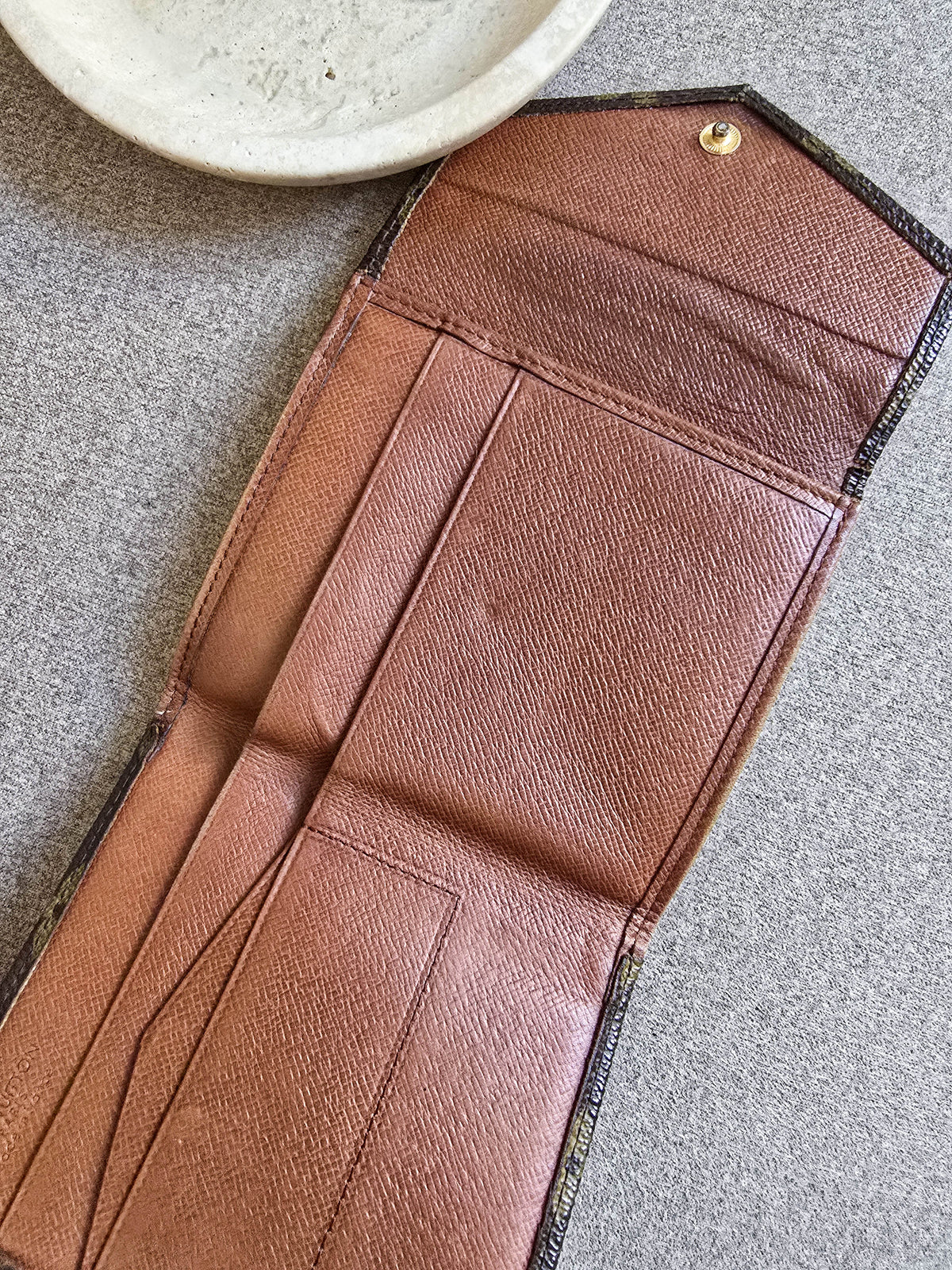 Double Portefeuille Louis Vuitton Monogrammé en Toile Enduite