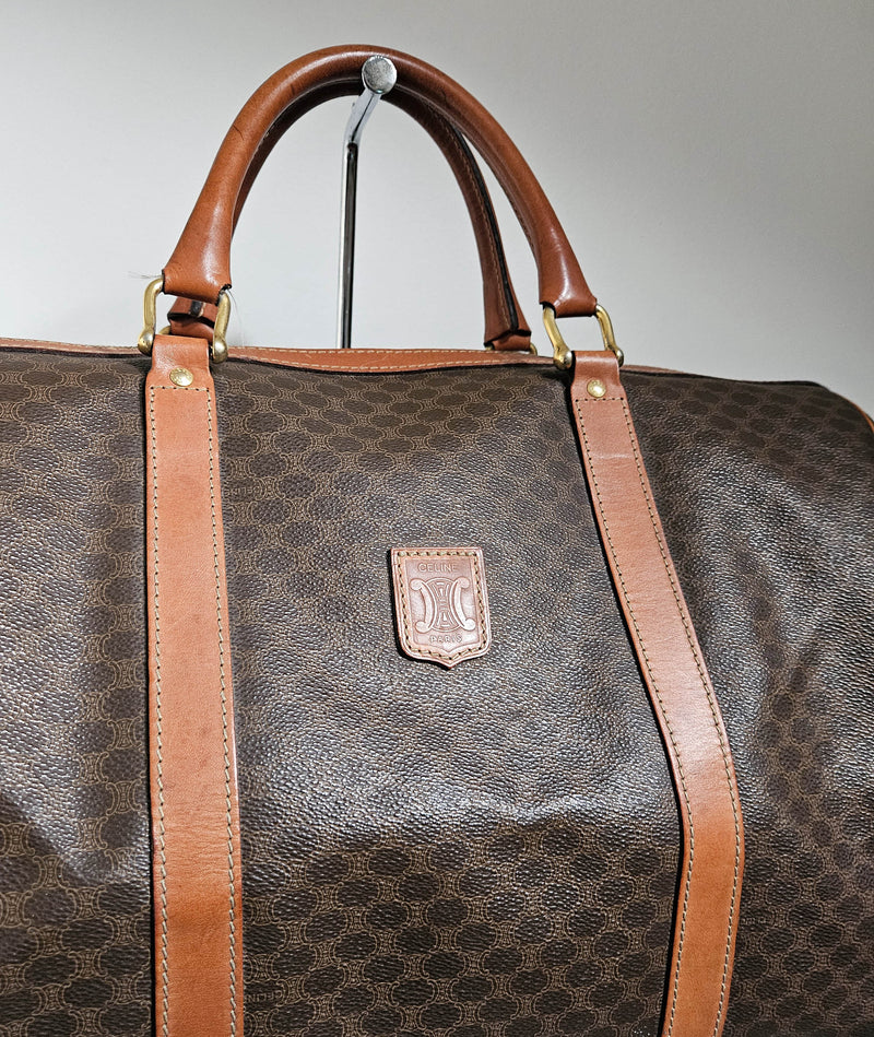 Sac de voyage Céline Boston Macadam vintage en toile enduite et cuir caramel