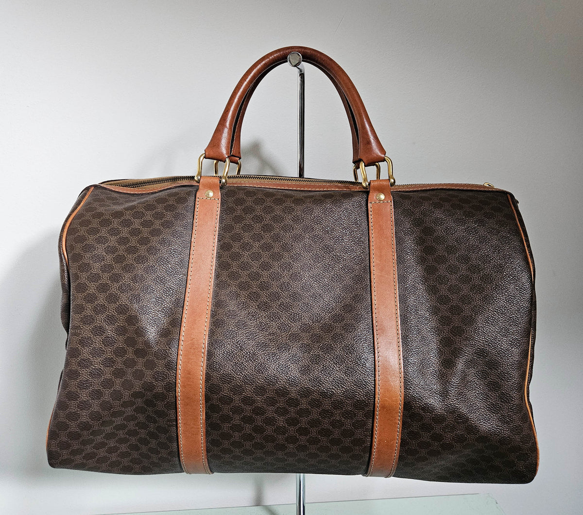 Sac de voyage Céline Boston Macadam vintage en toile enduite et cuir caramel